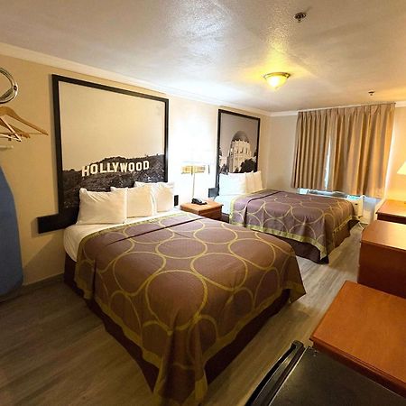 Super 8 By Wyndham Hollywood/La Area Motel Los Angeles Luaran gambar